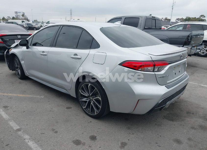 Photo 3 of 2020 Toyota Corolla SE (VIN 5YFS4RCE0LP035379)