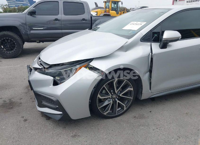 Photo 6 of 2020 Toyota Corolla SE (VIN 5YFS4RCE0LP035379)
