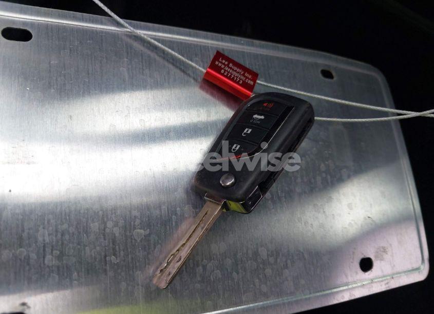 Photo 11 of 2020 Toyota Corolla SE (VIN 5YFS4RCE1LP038985)