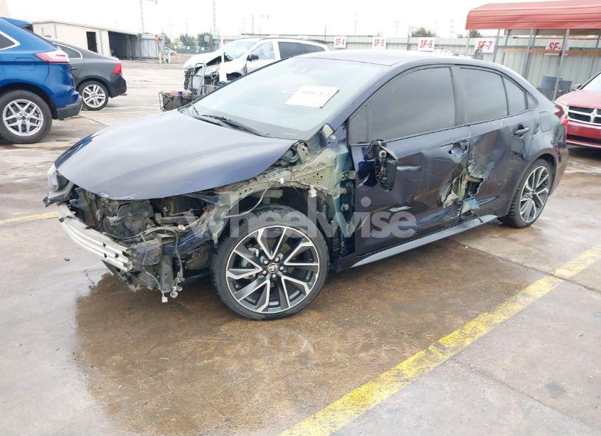 Photo 2 of 2020 Toyota Corolla SE (VIN 5YFS4RCE1LP038985)