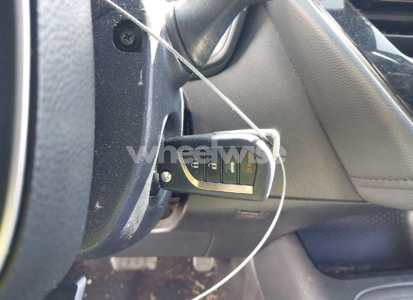 Photo 11 of 2020 Toyota Corolla SE (VIN 5YFS4RCE1LP046892)