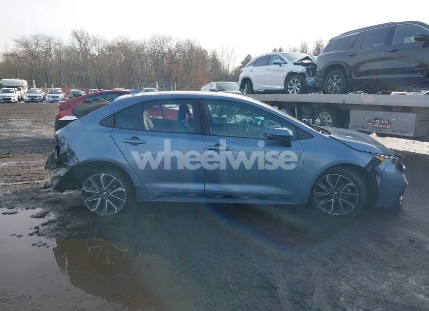 Photo 13 of 2020 Toyota Corolla SE (VIN 5YFS4RCE1LP049212)