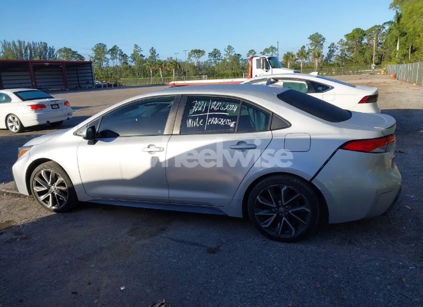 Photo 15 of 2020 Toyota Corolla SE (VIN 5YFS4RCE2LP023637)
