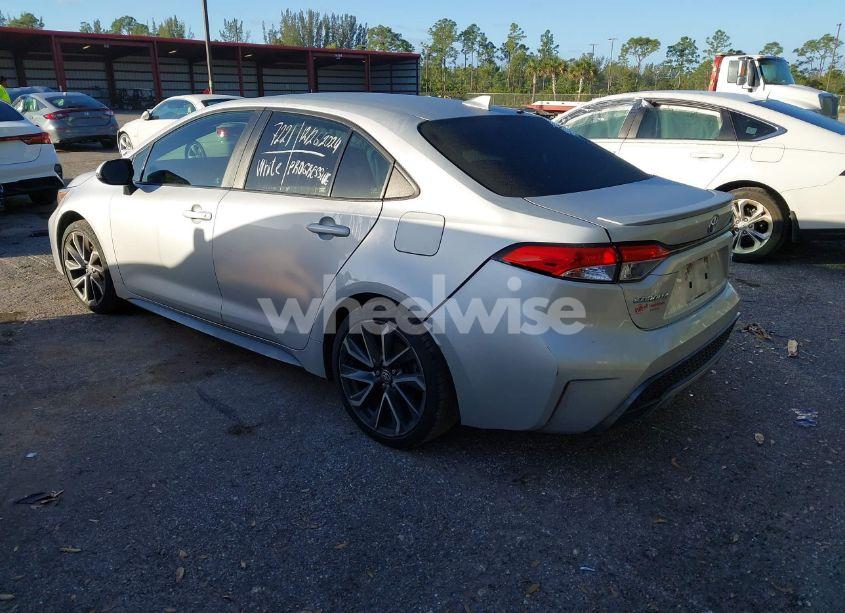 Photo 3 of 2020 Toyota Corolla SE (VIN 5YFS4RCE2LP023637)