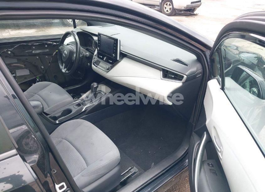 Photo 5 of 2020 Toyota Corolla SE (VIN 5YFS4RCE2LP026313)