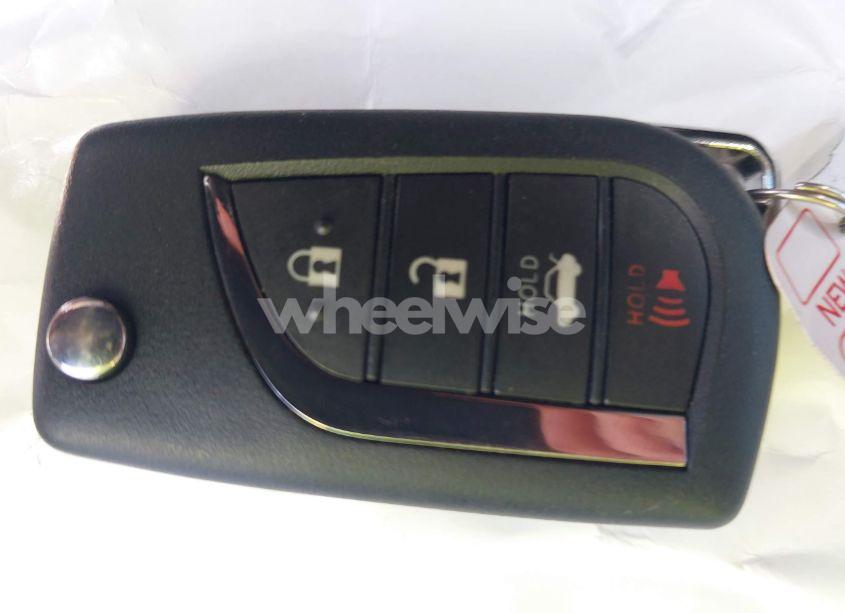 Photo 11 of 2020 Toyota Corolla SE (VIN 5YFS4RCE2LP037201)