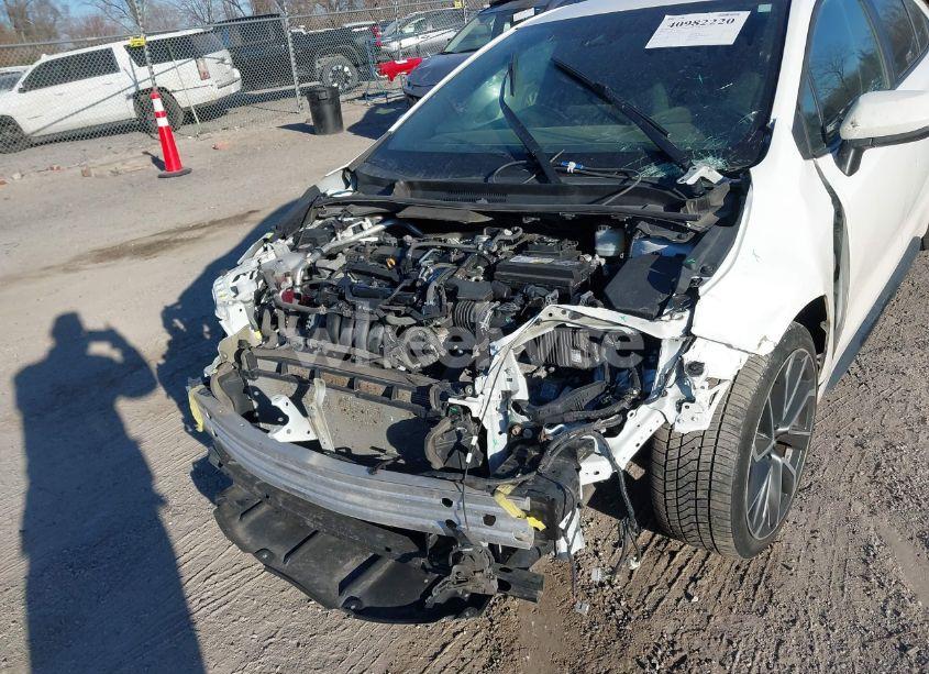 Photo 6 of 2020 Toyota Corolla SE (VIN 5YFS4RCE3LP011948)