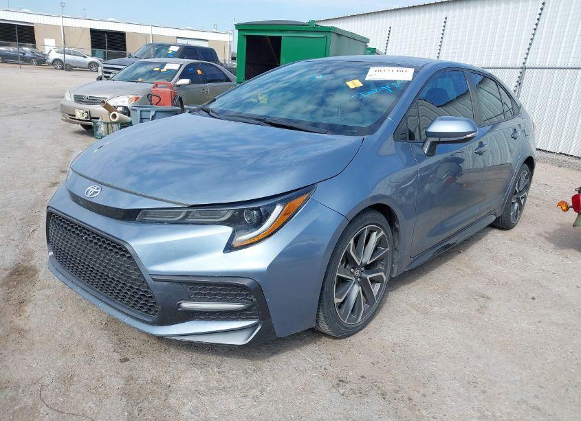Photo 2 of 2020 Toyota Corolla SE (VIN 5YFS4RCE3LP023839)