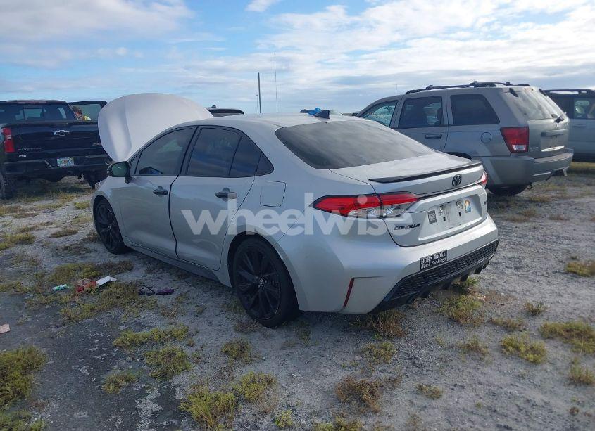 Photo 3 of 2020 Toyota Corolla SE NIGHTSHADE EDITION (VIN 5YFS4RCE3LP035389)