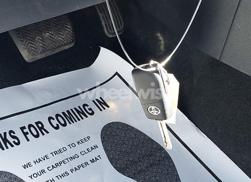 Photo 11 of 2020 Toyota Corolla SE (VIN 5YFS4RCE3LP041452)