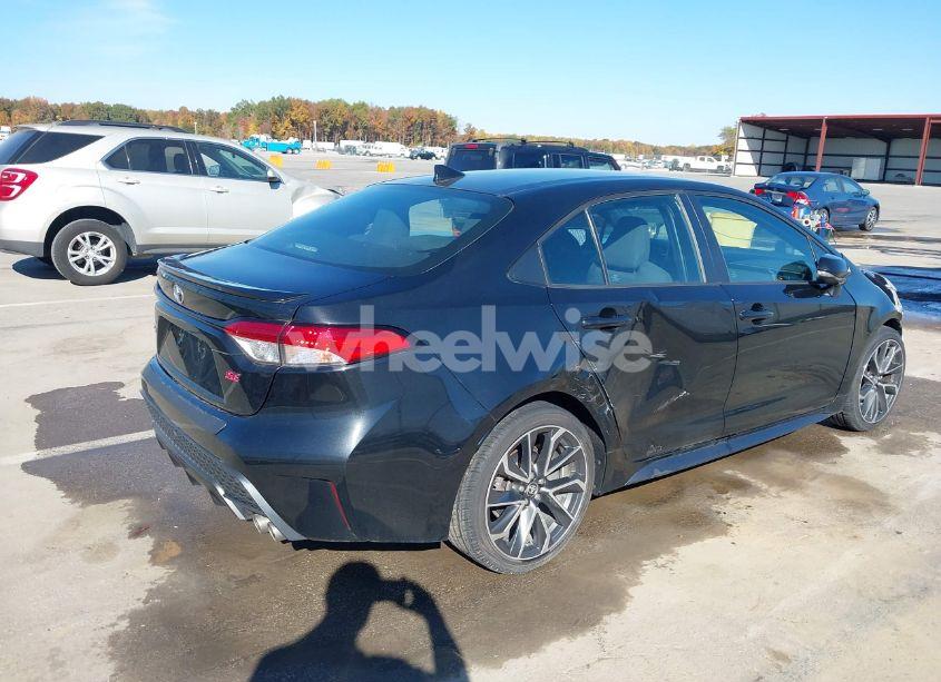 Photo 4 of 2020 Toyota Corolla SE (VIN 5YFS4RCE3LP041452)