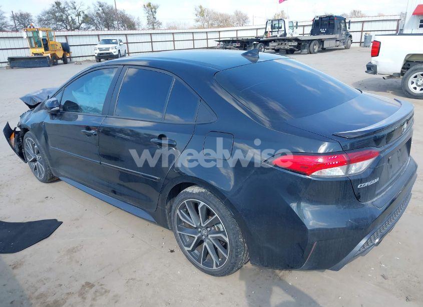 Photo 3 of 2020 Toyota Corolla SE (VIN 5YFS4RCE3LP043525)