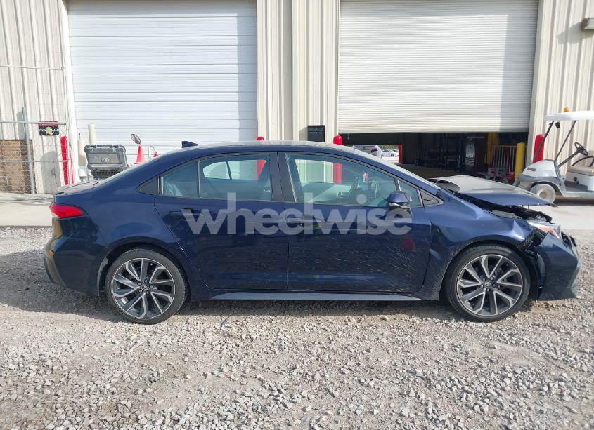 Photo 13 of 2020 Toyota Corolla SE (VIN 5YFS4RCE4LP002336)