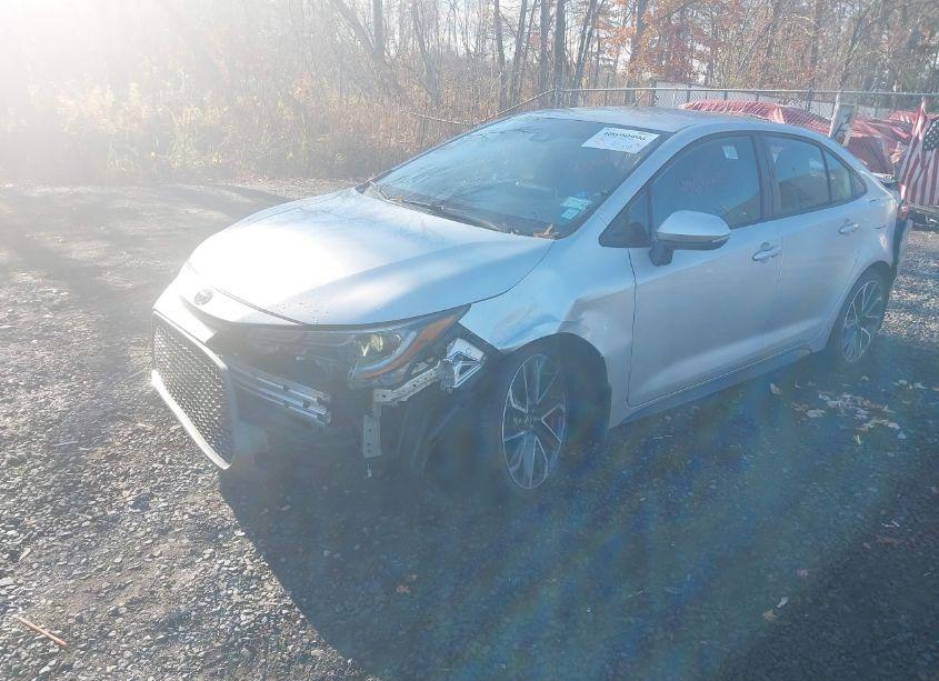 Photo 2 of 2020 Toyota Corolla SE (VIN 5YFS4RCE4LP026488)