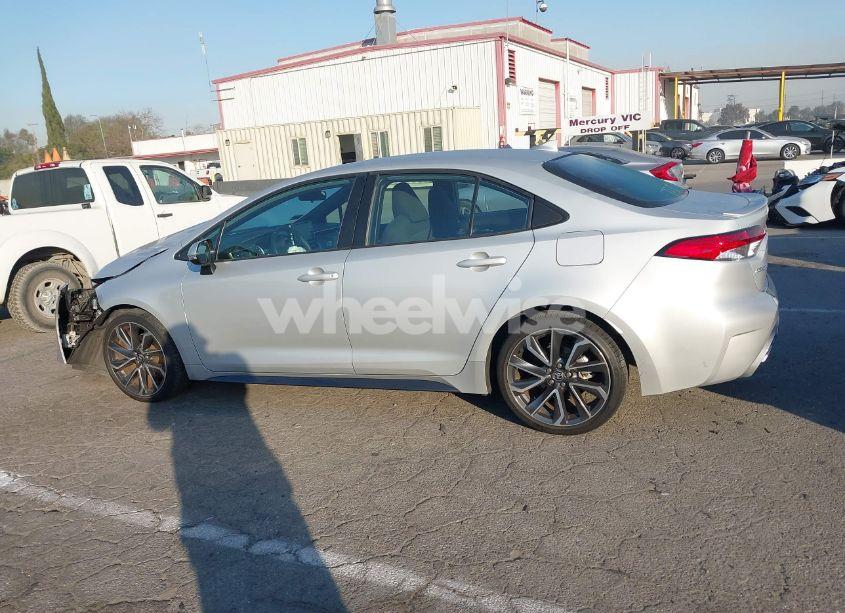 Photo 13 of 2020 Toyota Corolla SE (VIN 5YFS4RCE4LP046465)