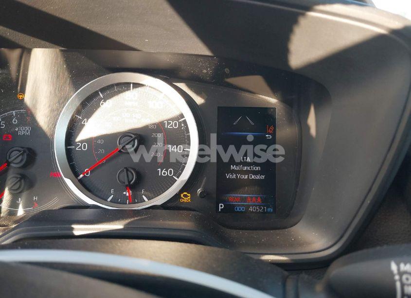 Photo 6 of 2020 Toyota Corolla SE (VIN 5YFS4RCE4LP046465)