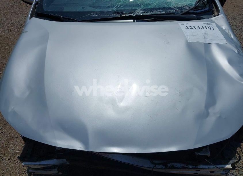 Photo 10 of 2020 Toyota Corolla SE (VIN 5YFS4RCE5LP034504)