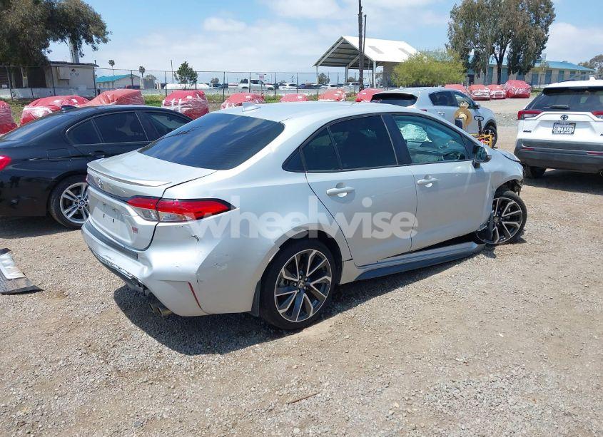 Photo 4 of 2020 Toyota Corolla SE (VIN 5YFS4RCE5LP034504)