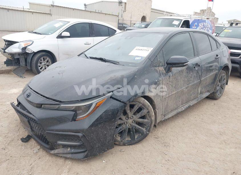 Photo 2 of 2020 Toyota Corolla NIGHTSHADE (VIN 5YFS4RCE5LP043364)
