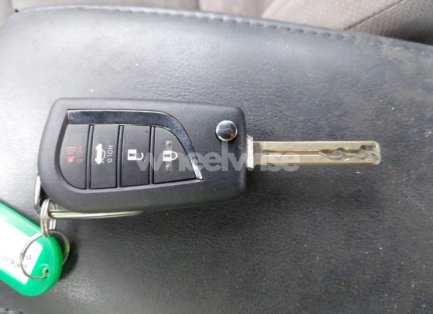 Photo 11 of 2020 Toyota Corolla SE (VIN 5YFS4RCE5LP051903)