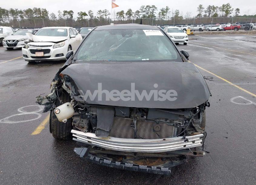 Photo 13 of 2020 Toyota Corolla SE (VIN 5YFS4RCE5LP051903)