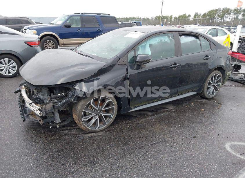 Photo 2 of 2020 Toyota Corolla SE (VIN 5YFS4RCE5LP051903)