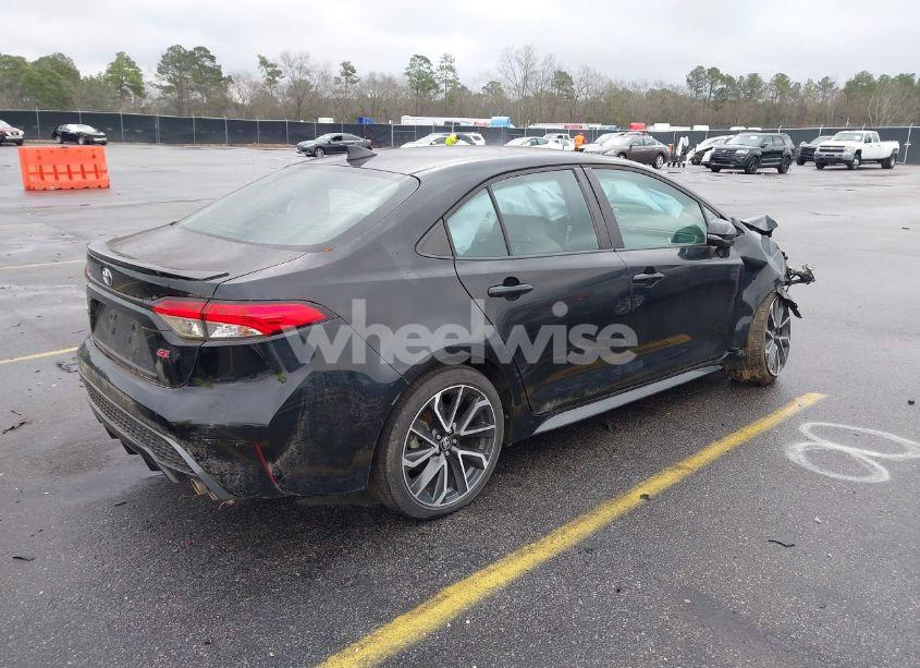 Photo 4 of 2020 Toyota Corolla SE (VIN 5YFS4RCE5LP051903)