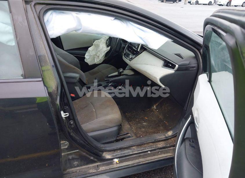 Photo 5 of 2020 Toyota Corolla SE (VIN 5YFS4RCE5LP051903)