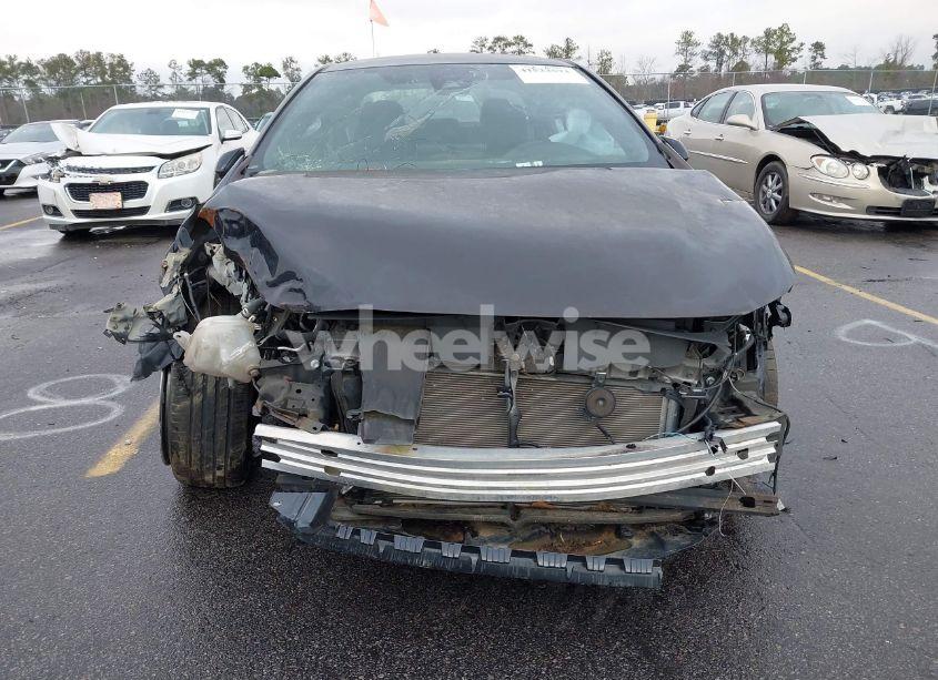 Photo 6 of 2020 Toyota Corolla SE (VIN 5YFS4RCE5LP051903)