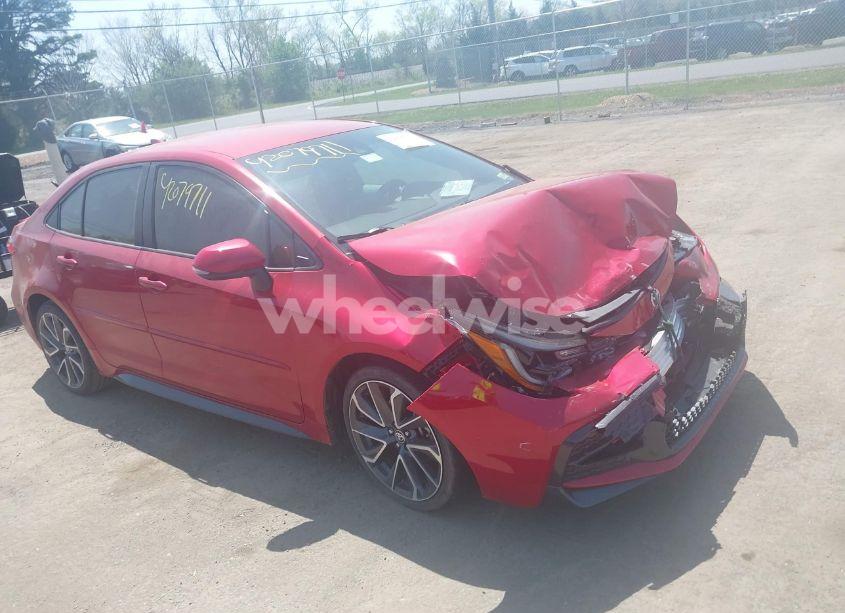 2020 Toyota Corolla SE (VIN 5YFS4RCE6LP016741) main photo