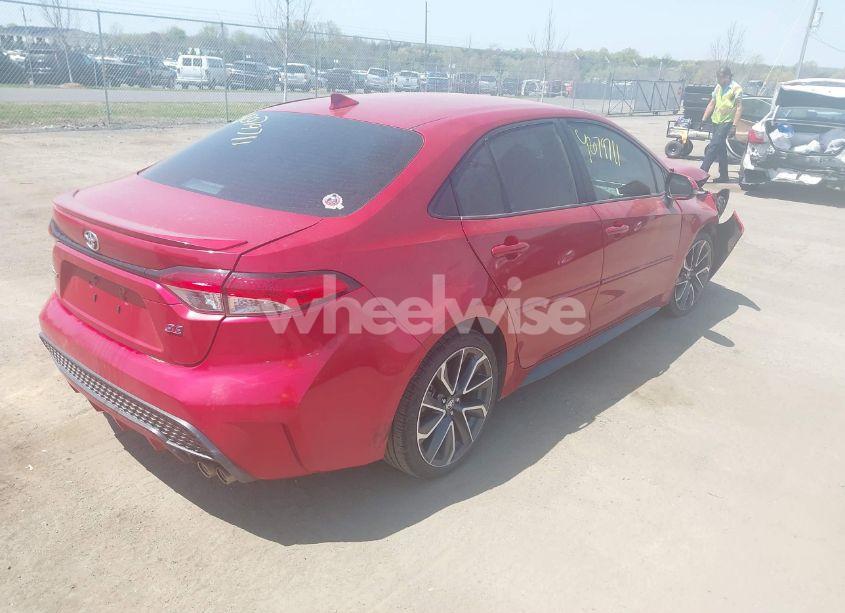 Photo 4 of 2020 Toyota Corolla SE (VIN 5YFS4RCE6LP016741)