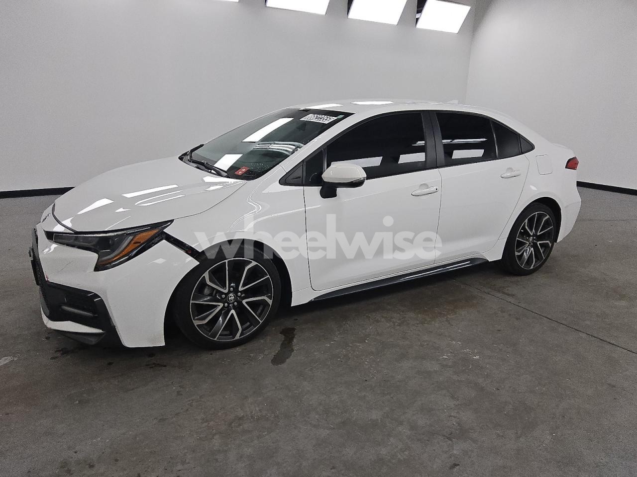 2020 TOYOTA COROLLA SE (VIN 5YFS4RCE6LP026542) main photo