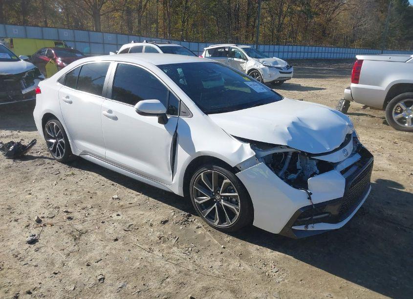 2020 Toyota Corolla SE (VIN 5YFS4RCE6LP047729) main photo