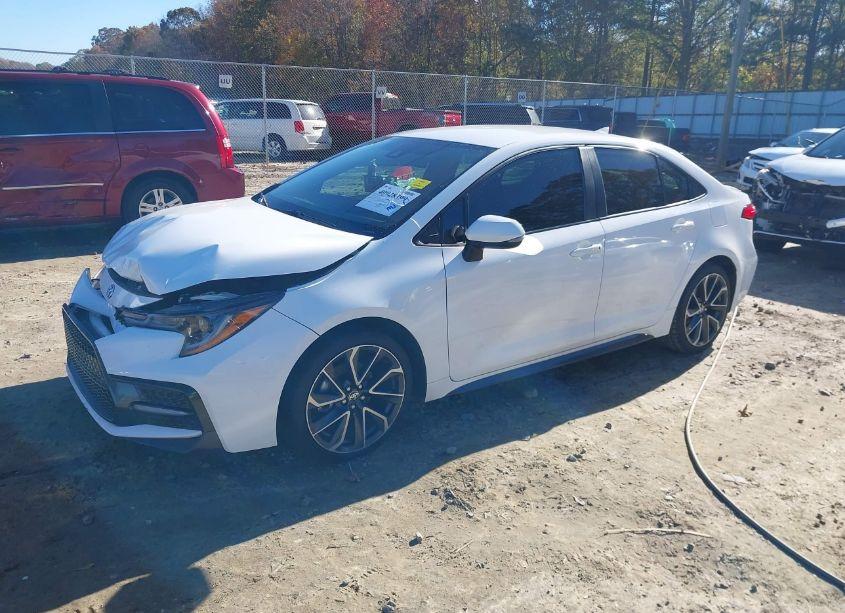 Photo 2 of 2020 Toyota Corolla SE (VIN 5YFS4RCE6LP047729)