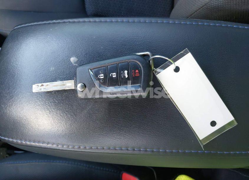 Photo 11 of 2020 Toyota Corolla SE (VIN 5YFS4RCE6LP048069)