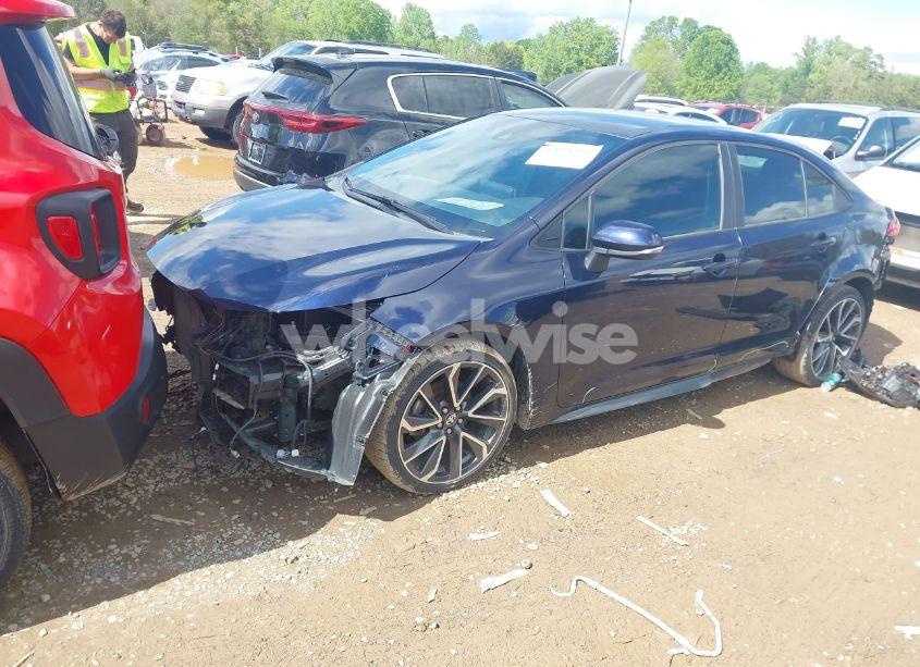 Photo 2 of 2020 Toyota Corolla SE (VIN 5YFS4RCE8LP031628)