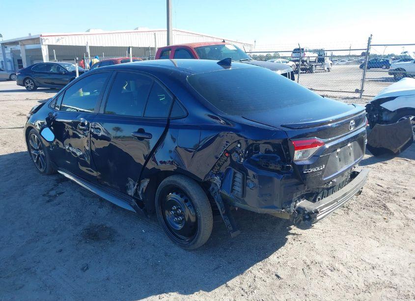 Photo 3 of 2020 Toyota Corolla SE (VIN 5YFS4RCE8LP031709)