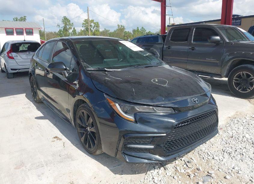 2020 Toyota Corolla SE NIGHTSHADE EDITION (VIN 5YFS4RCE8LP036263) main photo