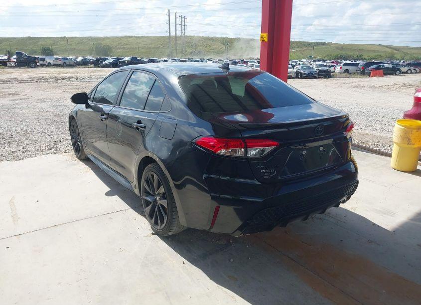 Photo 3 of 2020 Toyota Corolla SE NIGHTSHADE EDITION (VIN 5YFS4RCE8LP036263)