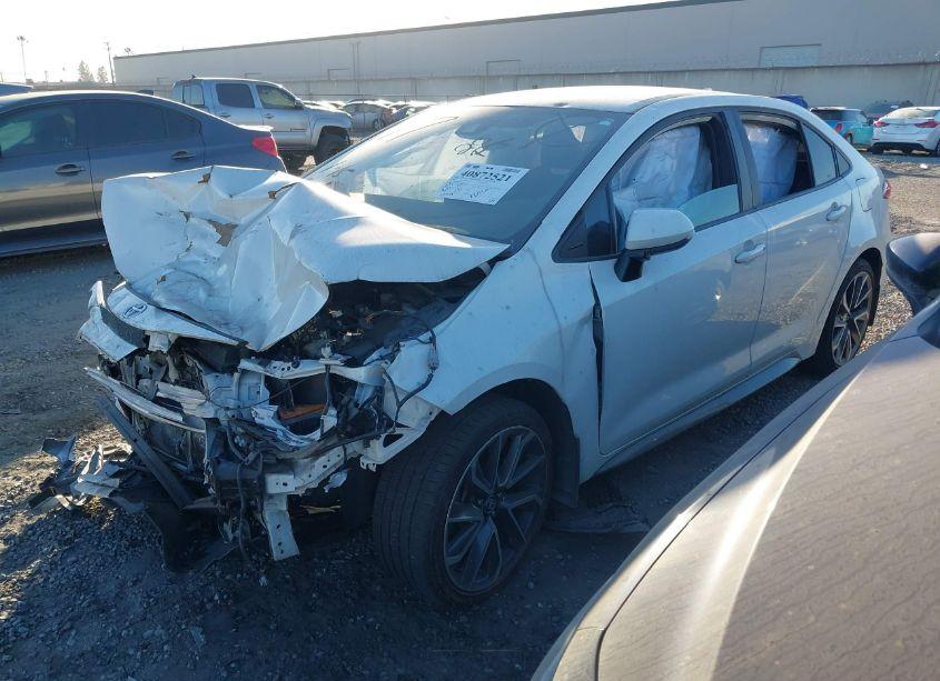 Photo 2 of 2020 Toyota Corolla SE (VIN 5YFS4RCE8LP042483)