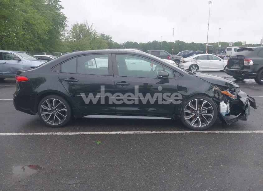 Photo 13 of 2020 Toyota Corolla SE (VIN 5YFS4RCE8LP044895)