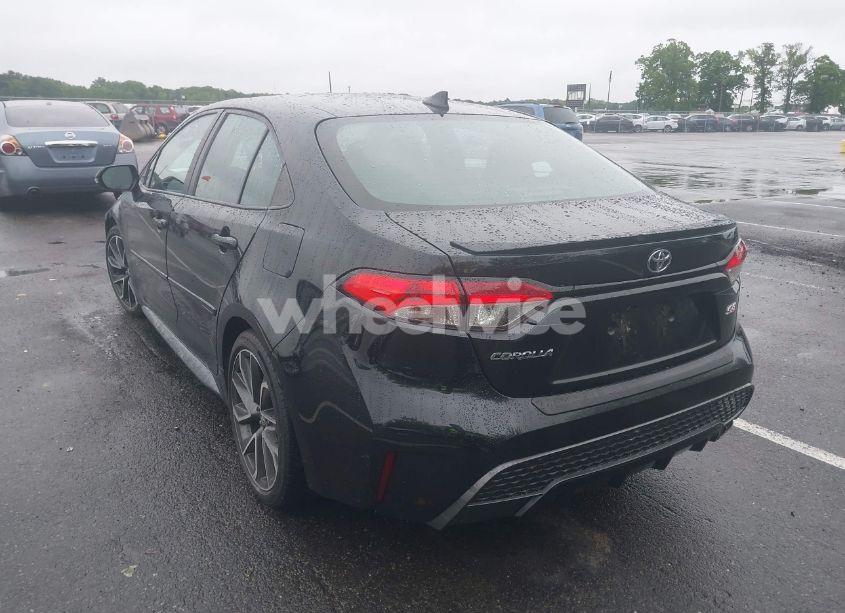 Photo 3 of 2020 Toyota Corolla SE (VIN 5YFS4RCE8LP044895)