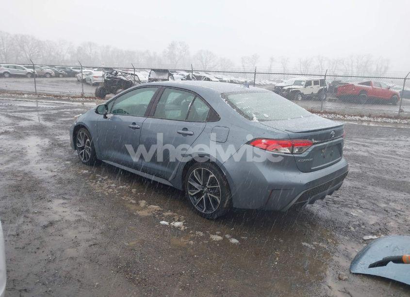 Photo 3 of 2020 Toyota Corolla SE (VIN 5YFS4RCE9LP027779)