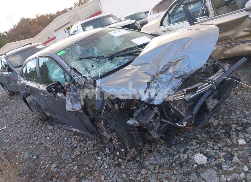 2020 Toyota Corolla SE (VIN 5YFS4RCE9LP051712) main photo