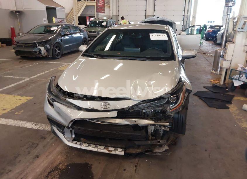 Photo 12 of 2020 Toyota Corolla SE (VIN 5YFS4RCE9LP053136)