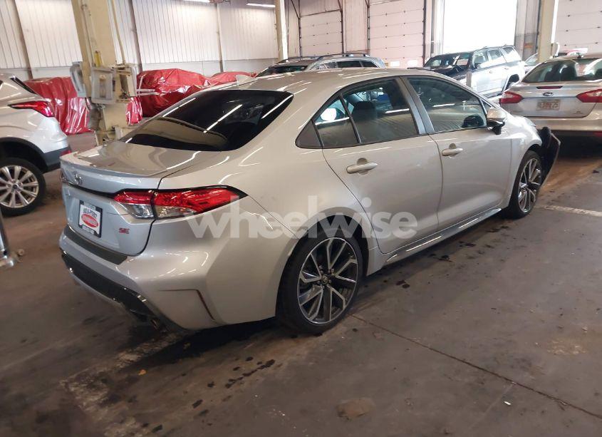 Photo 4 of 2020 Toyota Corolla SE (VIN 5YFS4RCE9LP053136)