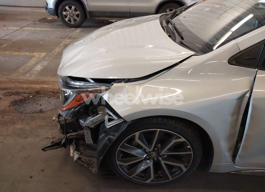 Photo 6 of 2020 Toyota Corolla SE (VIN 5YFS4RCE9LP053136)