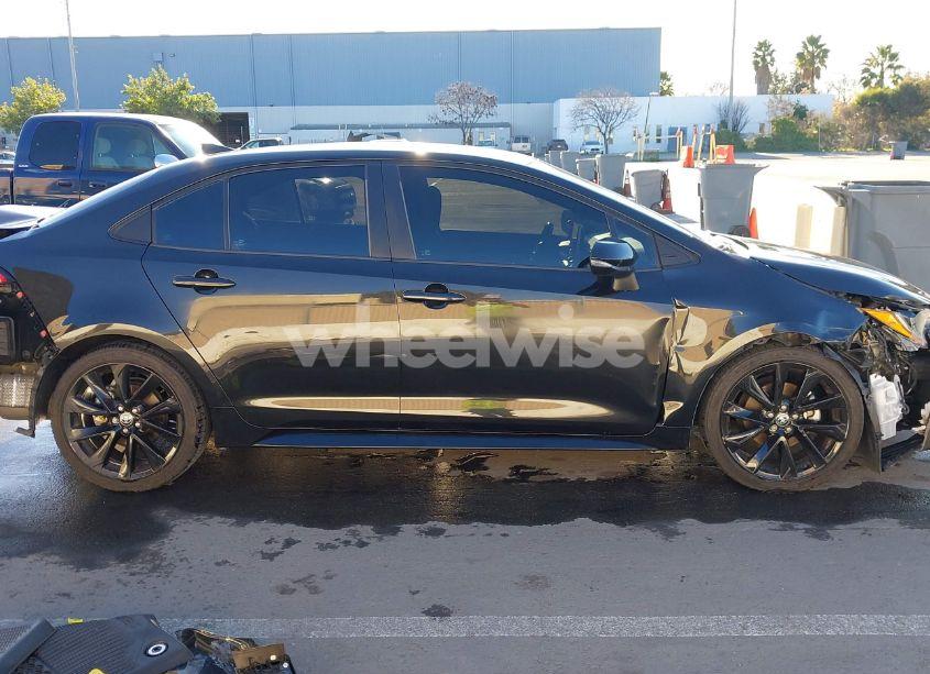 Photo 14 of 2020 Toyota Corolla SE NIGHTSHADE EDITION (VIN 5YFS4RCE9LP054674)