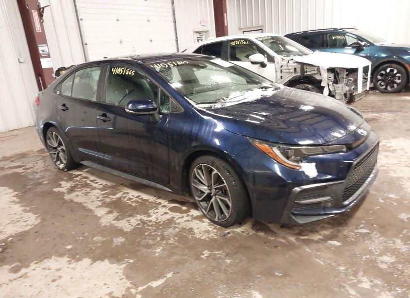 2020 Toyota Corolla SE (VIN 5YFS4RCEXLP025300) main photo