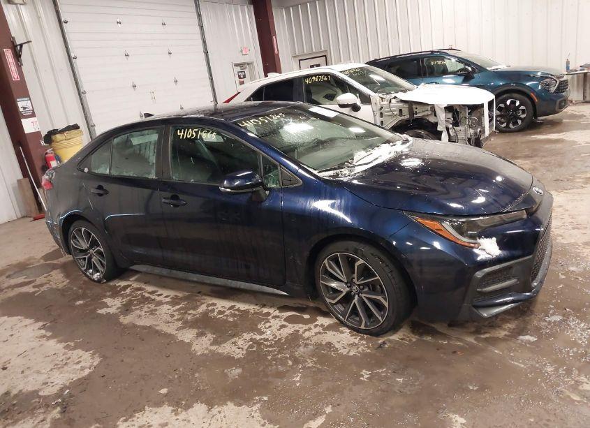 Photo 13 of 2020 Toyota Corolla SE (VIN 5YFS4RCEXLP025300)